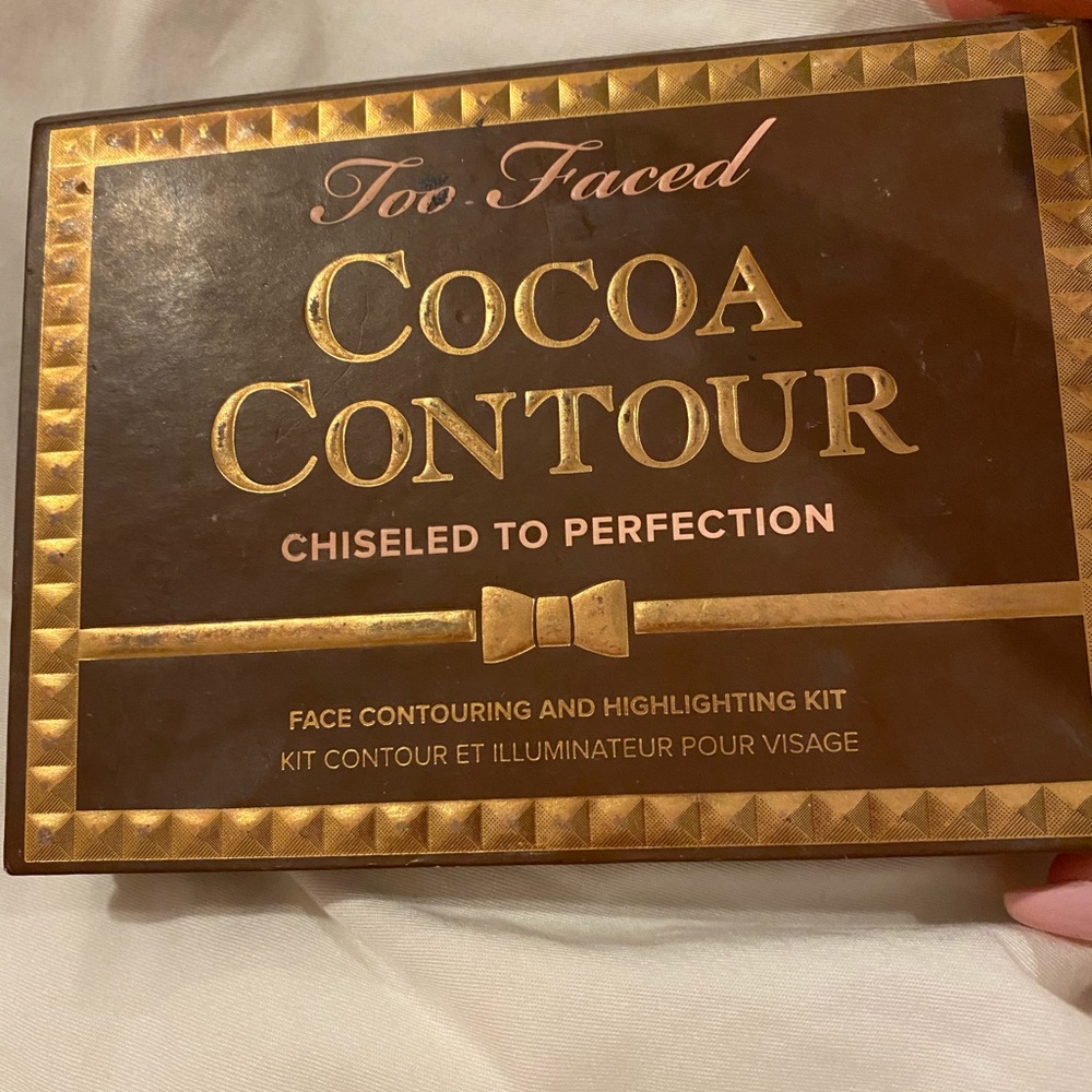 Too faced cocoa contour